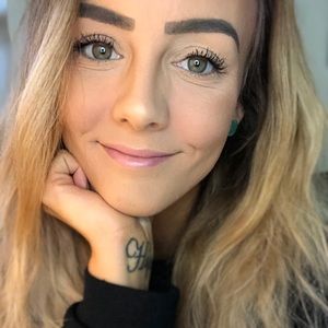 Meet your Posher, Siera